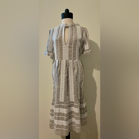 Gianni Bini Dresses & Skirts - Gianni Bini Gray and White Ruffled Tiered Midi Sundress